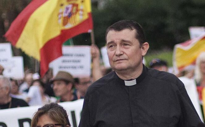 Image accompanying the article on the acquittal of Father Custodio Ballester in Málaga and free speech for Christians in Spain.